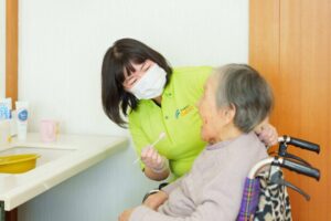 [介護サポートスタッフ]求人/西海市/賞与年2回｜福利厚生充実！